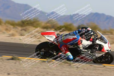 media/Dec-04-2022-CVMA (Sun) [[e38ca9e4fc]]/Race 9 Supersport Middleweight Shootout/